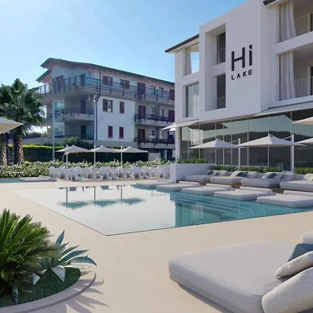 Hi - Lakeview Pool Hotel