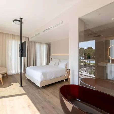 Hi - Lakeview Pool Hotel Sirmione