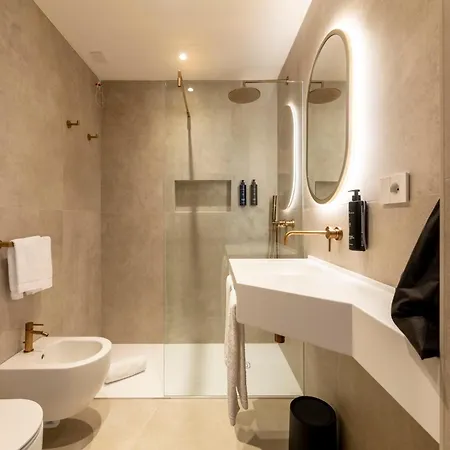 Hi - Lakeview Pool 3* Sirmione