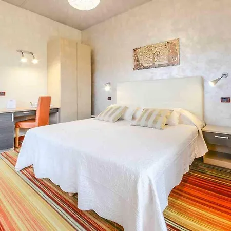 Suisse Отель 3*