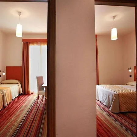 Отель Suisse 3*